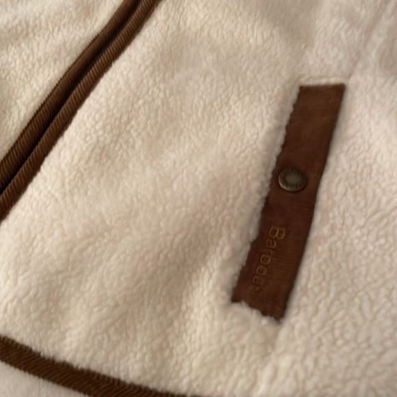 NWT Barbour Breeder’s Cup Vest - Picture 3 of 5